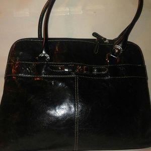 Giani Bernini Saffiano